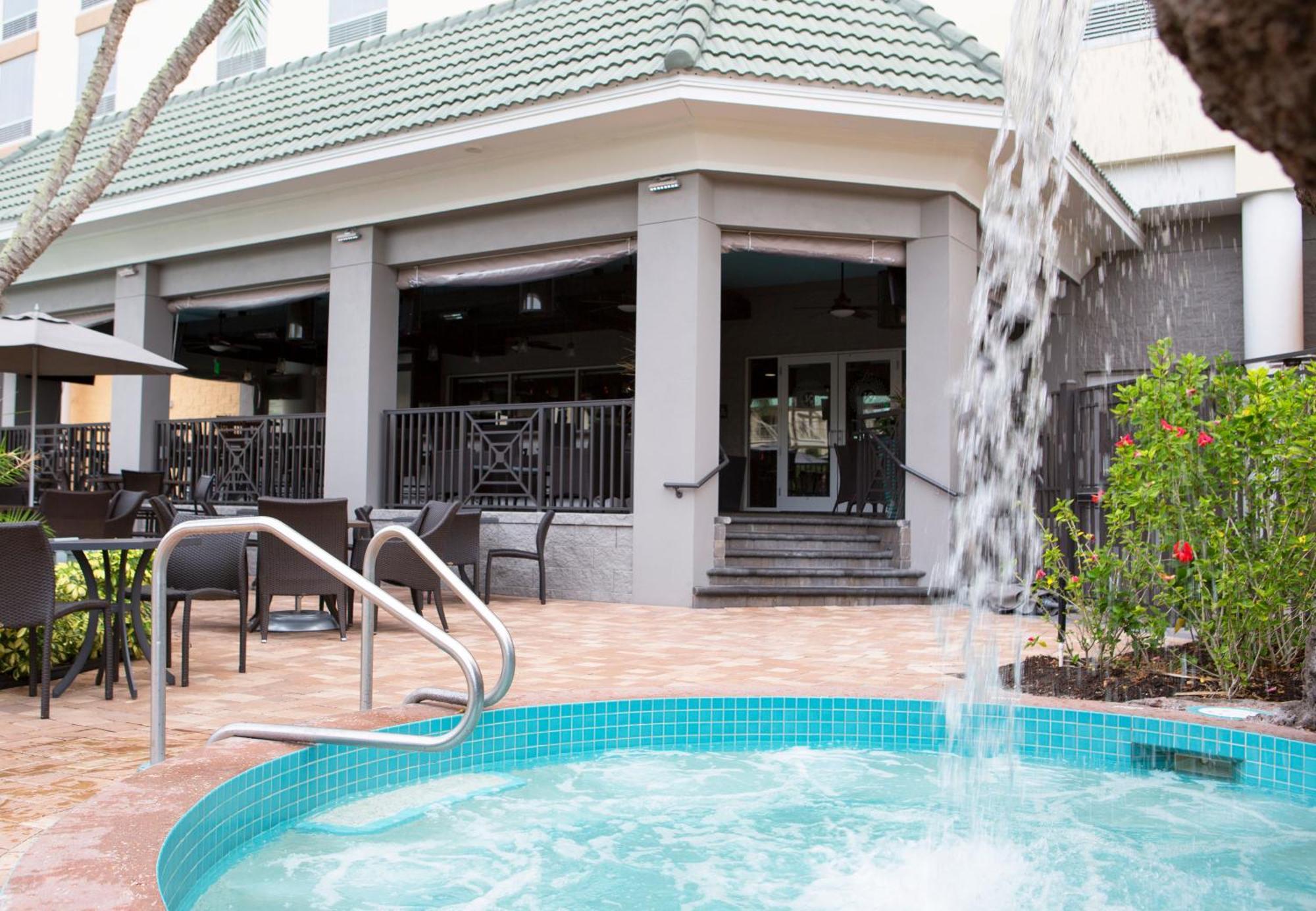 Rosen Plaza Hotel Orlando Convention Center Williamsburg Exterior foto